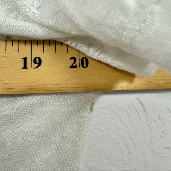 Rails White Linen Cactus Print Tee Shirt Womens M Short Sleeve Sheer V Neck - Picture 4 of 10